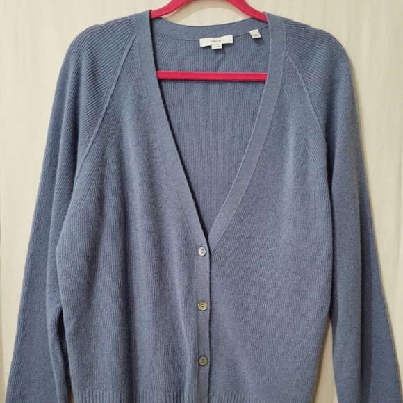 Unworn Vince Cashmere Fine Ribbed V-Neck Cardigan in Blue - Picture 2 of 8